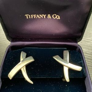 Sterling Silver Tiffany & Co earrings Paloma Picasso designed. Original box